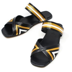 Alumnae Stitched Mignon Slide Sandals 🖤💛